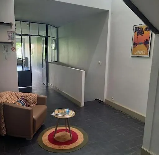 Maison Nadaud Avec Parking Prive Apartment Mont-de-Marsan